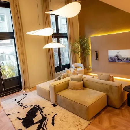 Buzatu Apartament Apartamento *